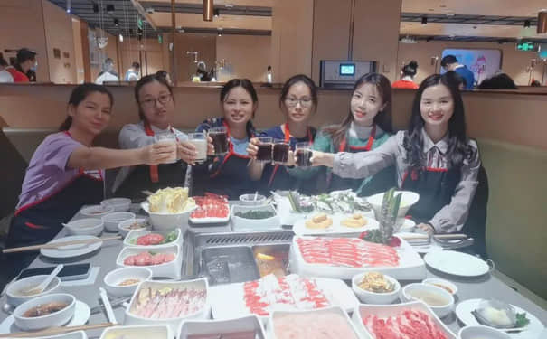 劳动妇女节 | 愿你无惧时光，成为更好的自己