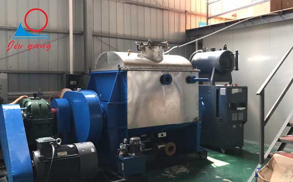 怎样预防导热油电加热器在工作中漏油喷油？