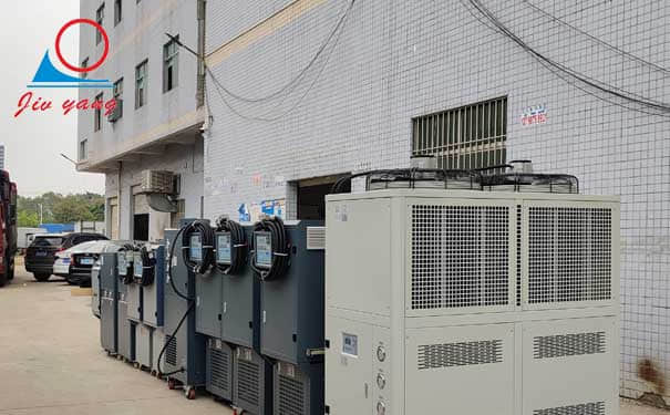 麻豆一级AV片工作时传热媒体会接触模具吗？