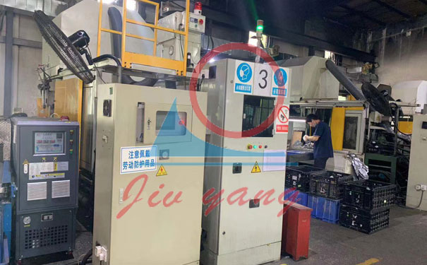 国产麻豆精品久久久400℃高温油温机怎么做好安全防护的？
